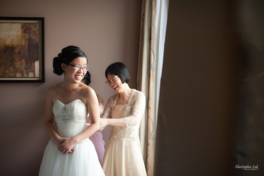 Christopher Luk 2014 - Candy and Francis' Wedding - Grand Hotel Berkeley Field House Evergreen Brick Works - Toronto Wedding Event Photographer - Bride Getting Ready Mother Maid of Honour Sister Candid Natural Photojournalistic Bridal Gown Dress