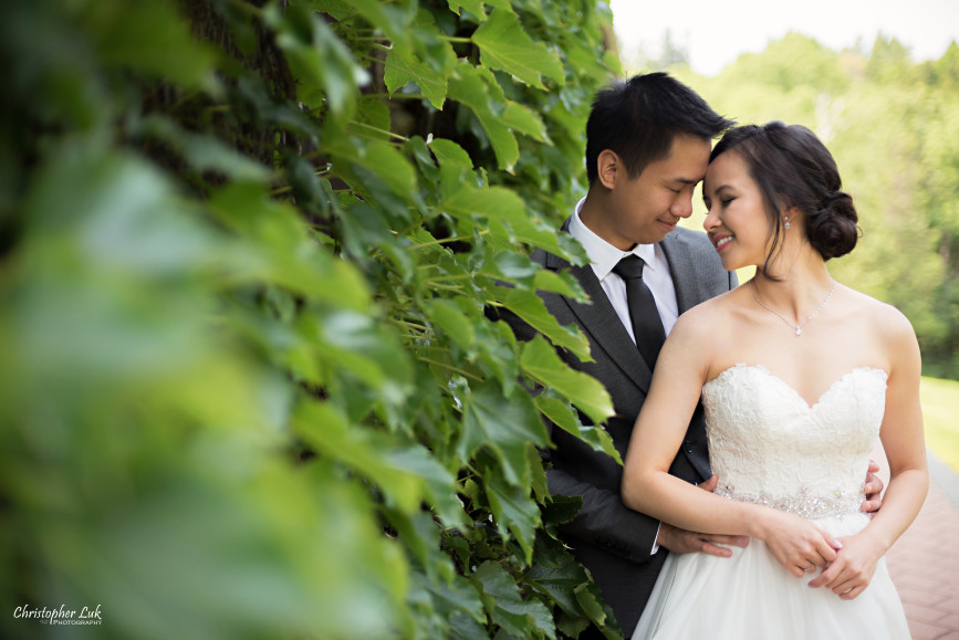 Christopher Luk 2015 - Karen and Scott's Wedding - Miller Lash House University Toronto Scarborough UTSC Outdoor Summer Ceremony Reception - Bride Groom Photojournalistic Candid Natural Relaxed Hug Green Vine Wall Happy Smile