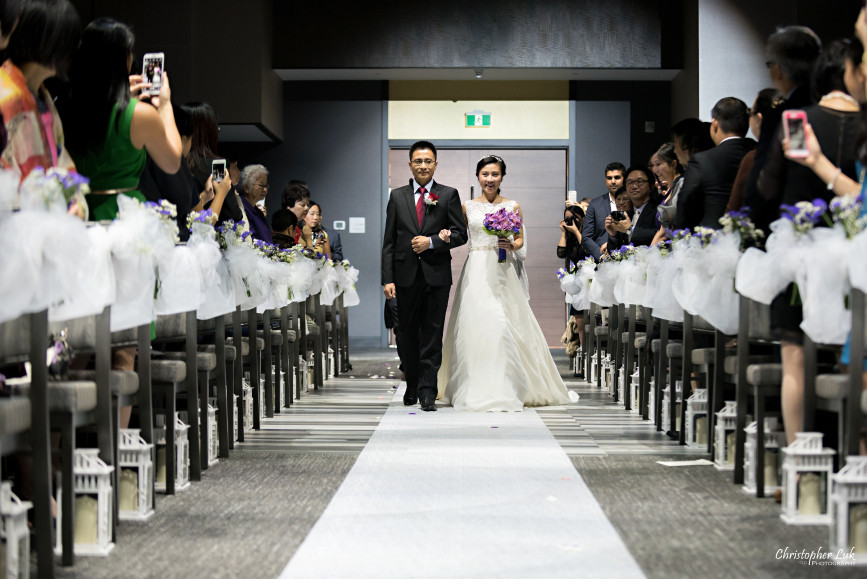 Fall Autumn Wedding Universal EventSpace ByPeterAndPauls Candid Photojournalistic Documentary Natural Bride with Father Ceremony Walking Down the Aisle