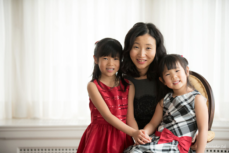 Toronto Markham Family Children Photographer - Mom Daughters Girls Red White Grey Black Dress Smile Hug Holding Hands