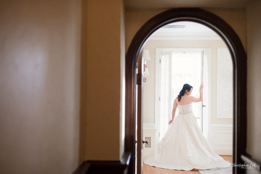 Toronto Wedding Photographer Heintzman House Winter Wedding Markham York Region Historic Estate Event Venue Photojournalistic Documentary Candid Natural Creative Portrait Session Bride Bridal Boudoir Arch Door Frame