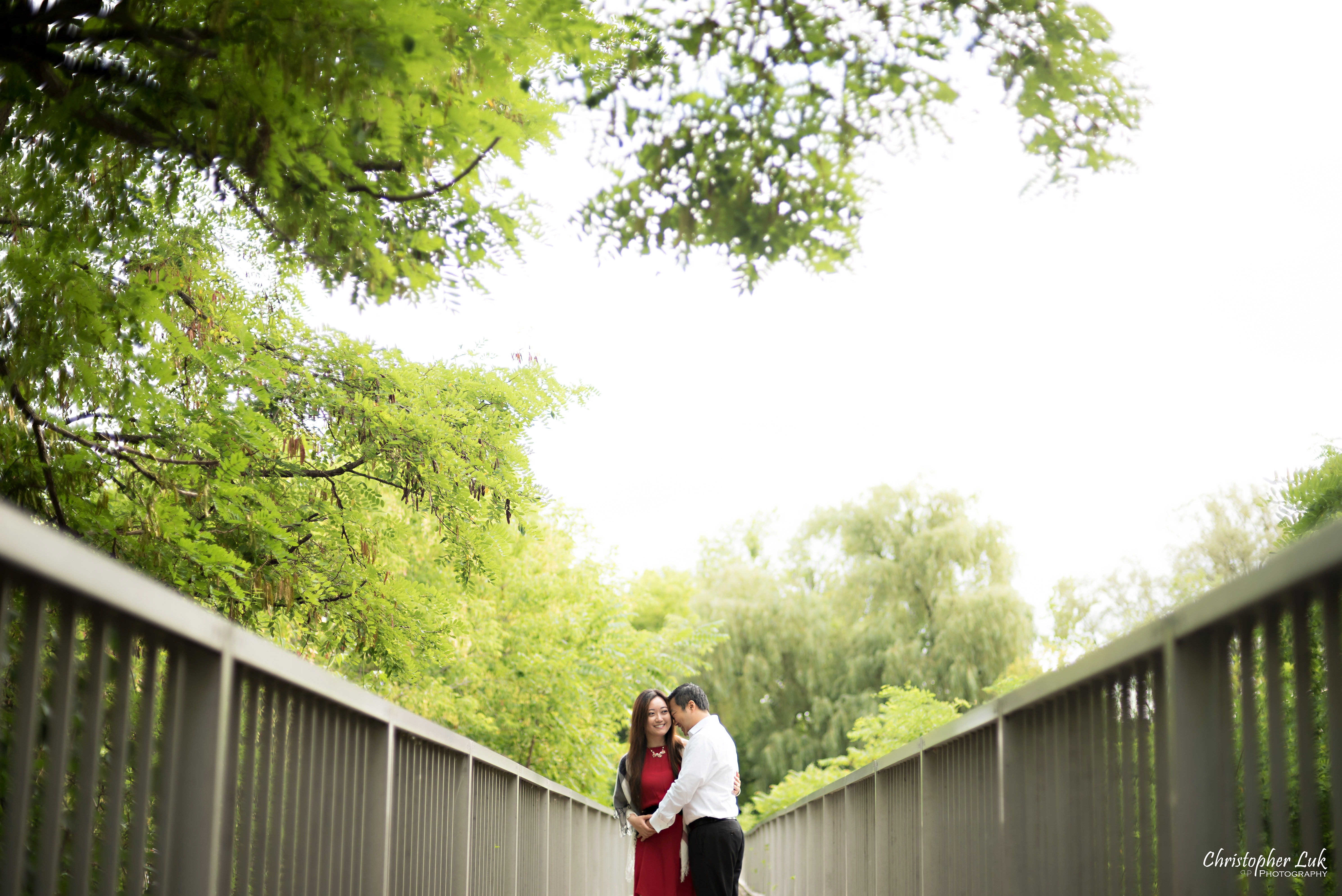 Annie and Jason’s Engagement Session – Historic Main Street Unionville / TooGood Pond Park