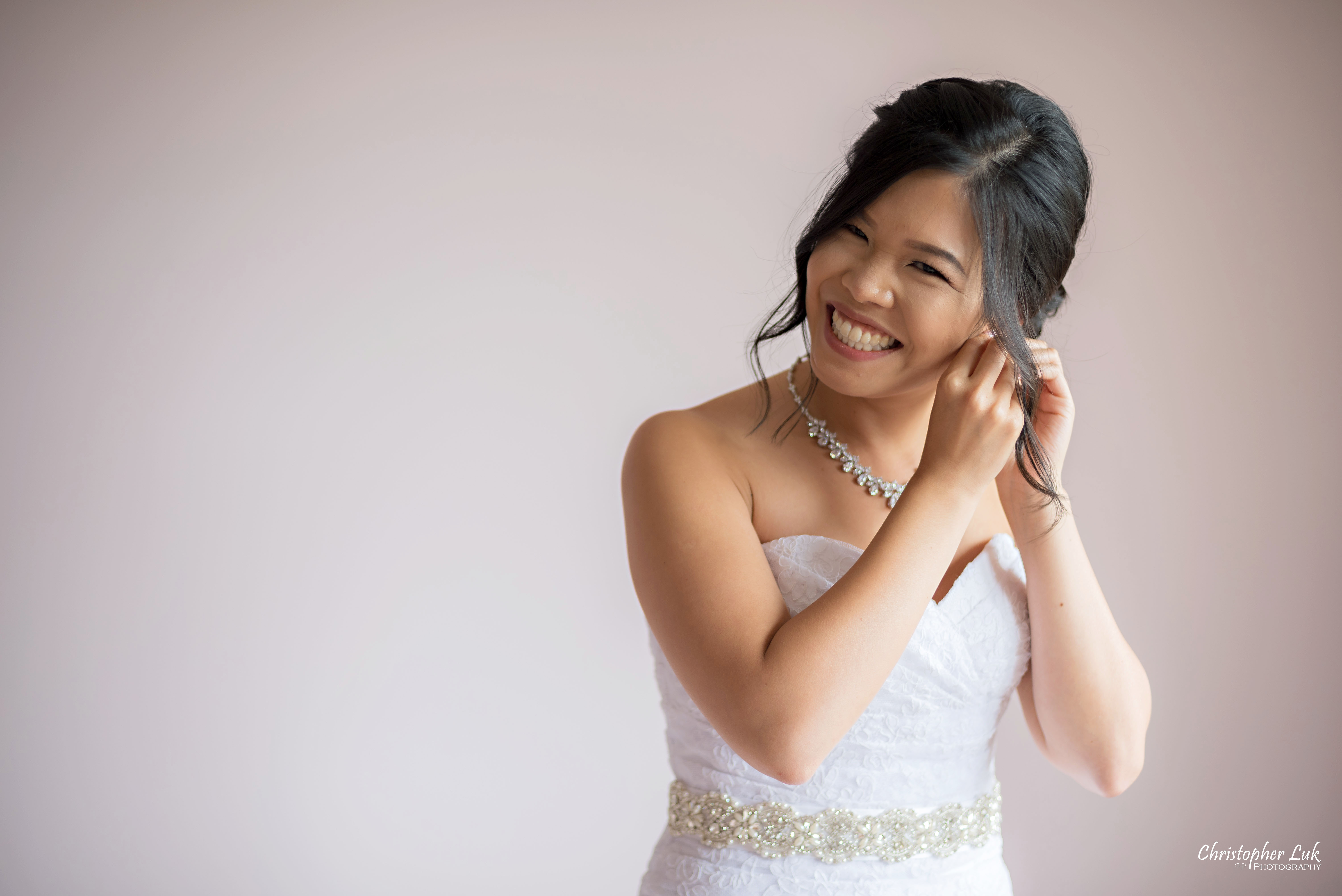 Christopher Luk - Toronto Wedding Photographer - Markham Home Private Residence Bride Alfred Angelo from Joanna’s Bridal Natural Candid Photojournalistic Creative Portrait Earrings Smile