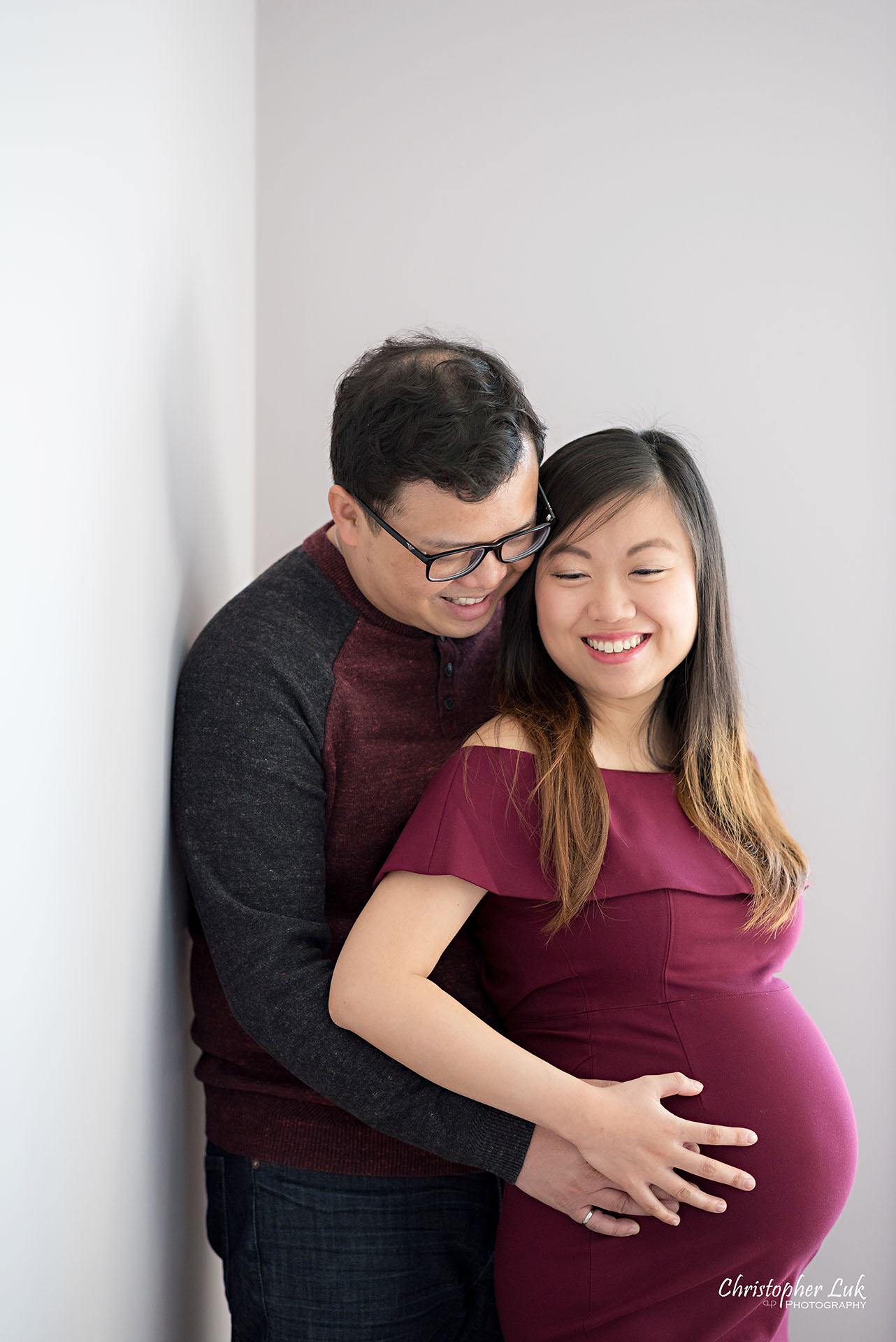 Christopher Luk Toronto Wedding Family Maternity Photographer - Markham Richmond Hill Toronto Natural Candid Photojournalistic Mom Dad Husband Wife Baby Bump Baby Pregnant Pregnancy Together Looking Down Hug Smile