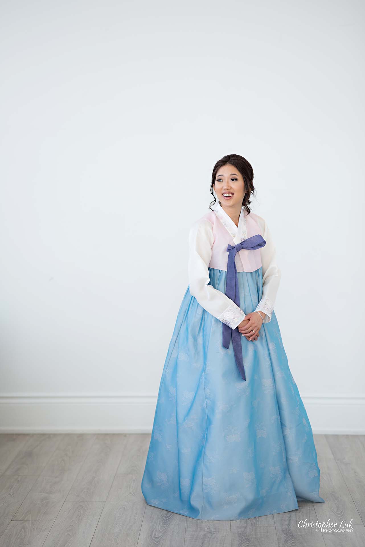 Christopher Luk Toronto Wedding Photographer - Mint Room Studios Bride Natural Candid Photojournalistic Conservatory Ballroom Korean Drama Hanbok Full Body