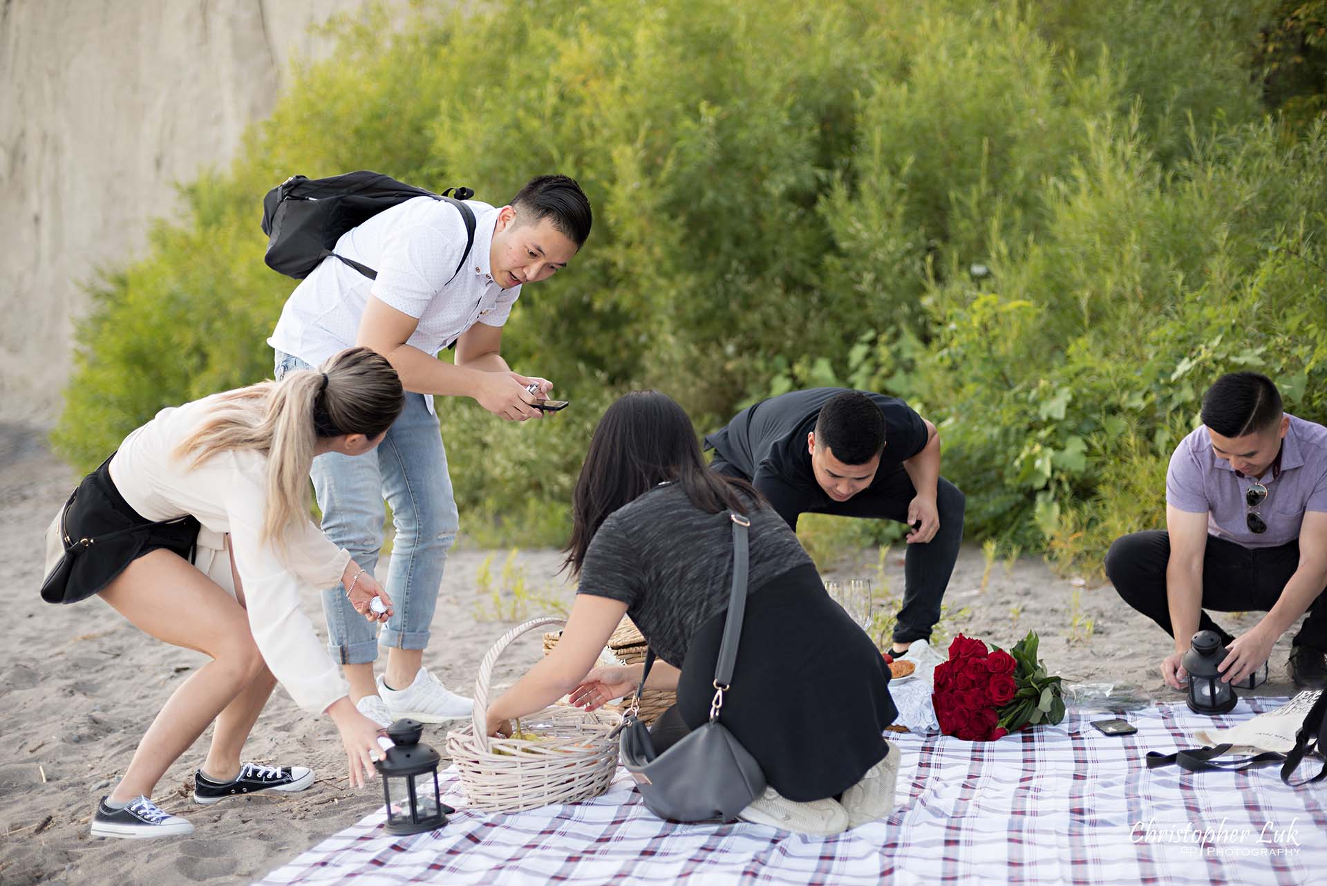 Christopher Luk Toronto Photographer Scarborough Bluffs Beach Park Sunset Surprise Wedding Marriage Engagement Proposal Candid Natural Photojournalistic Bride Groom Friends Helpers Setting Up Teamwork