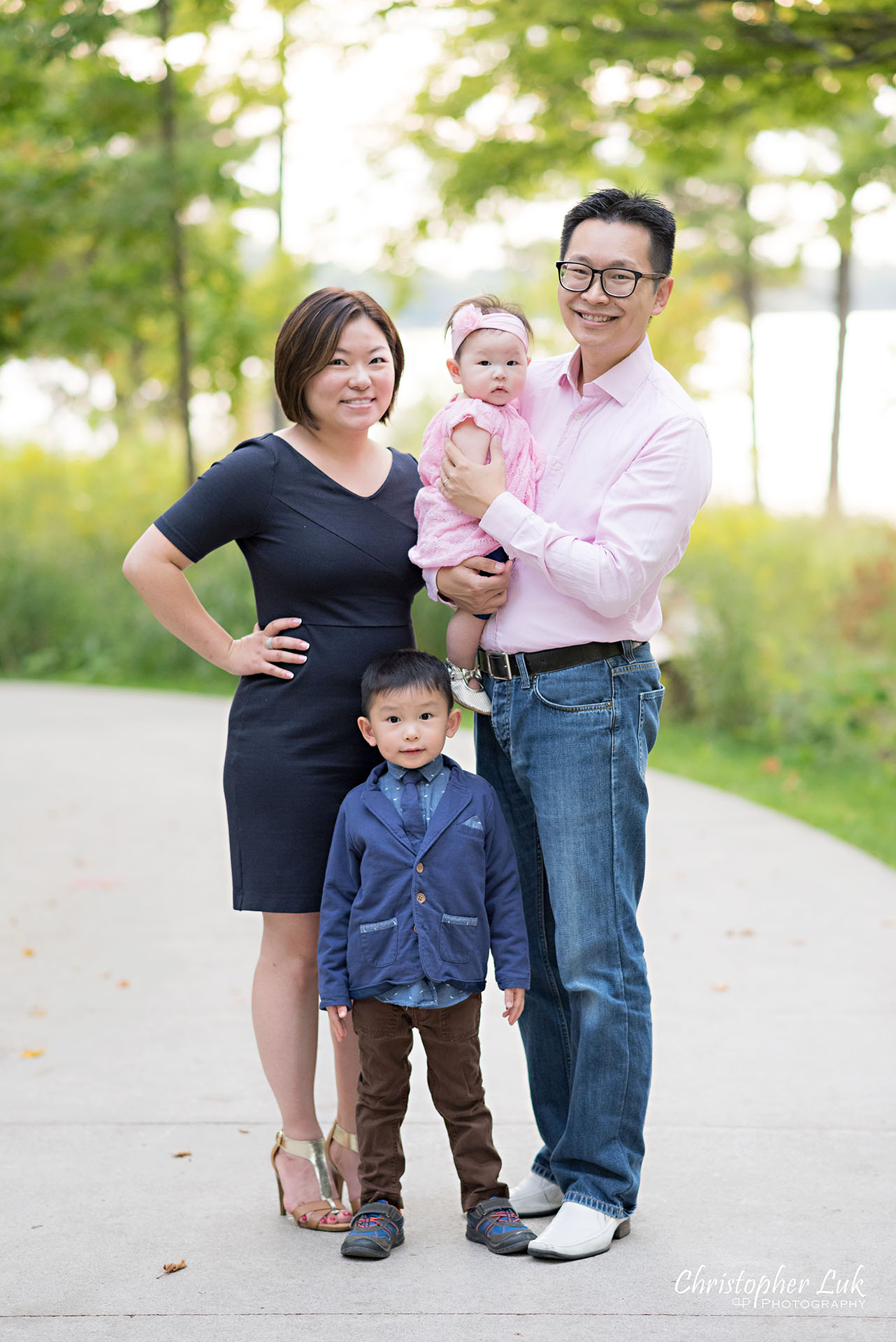 Christopher Luk Toronto Photographer Lake Wilcox Park Family Baby Newborn Richmond Hill Session Mother Father Mom Dad Son Brother Daughter Sister Close Smile