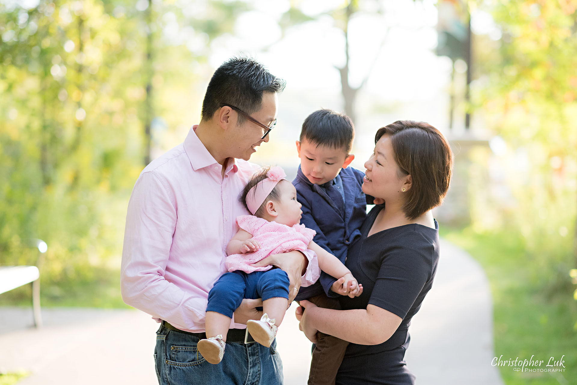 Christopher Luk Toronto Photographer Lake Wilcox Park Family Baby Newborn Richmond Hill Session Mother Mom Father Dad Husband Wife Daughter Sister Brother Son Baby Hug Carry Candid Natural Photojournalistic Smile