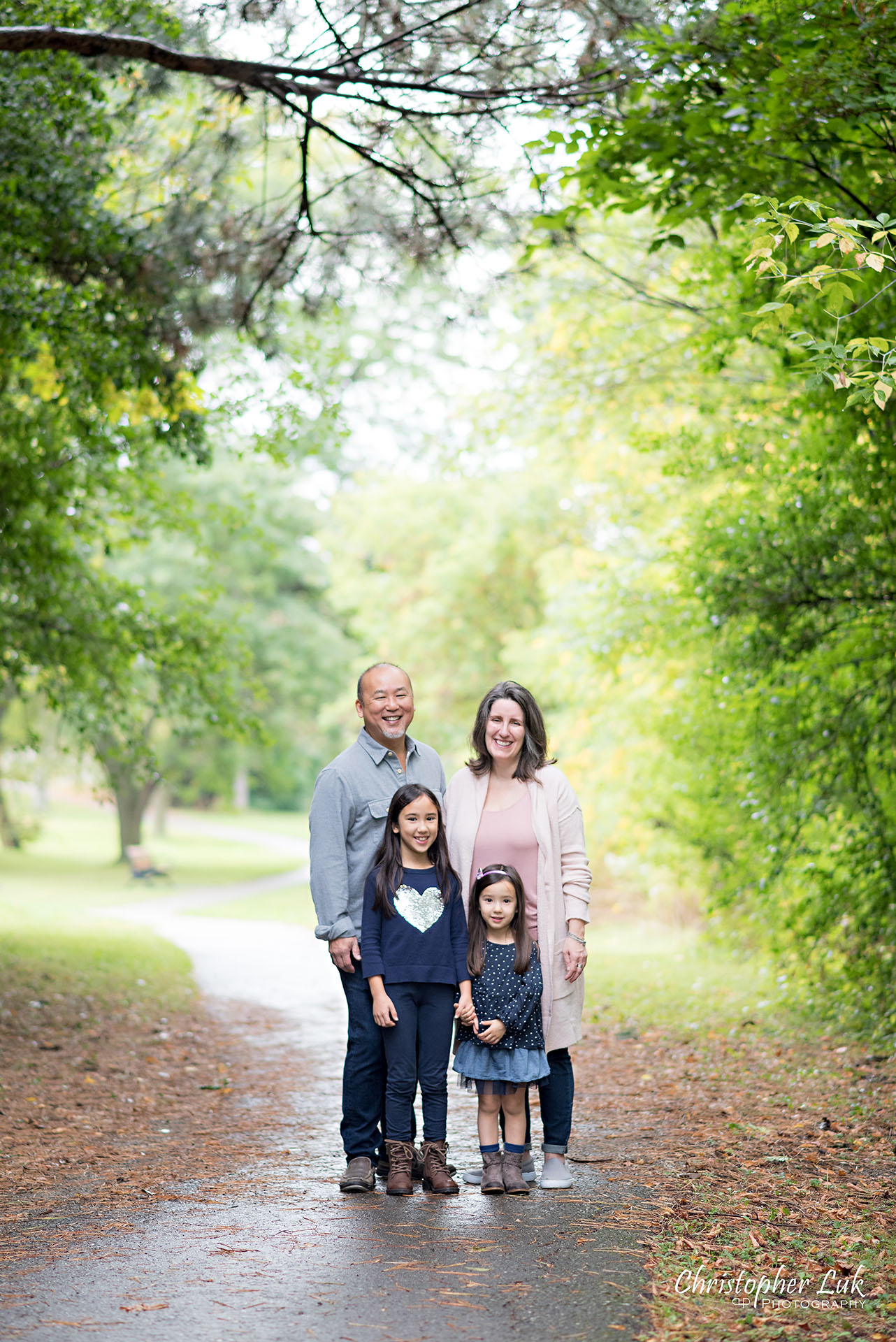 Christopher Luk Family Photographer Toronto Markham Candid Natural Photojournalistic Father Dad Mom Mother Motherhood Fatherhood Daughters Sisters Portrait