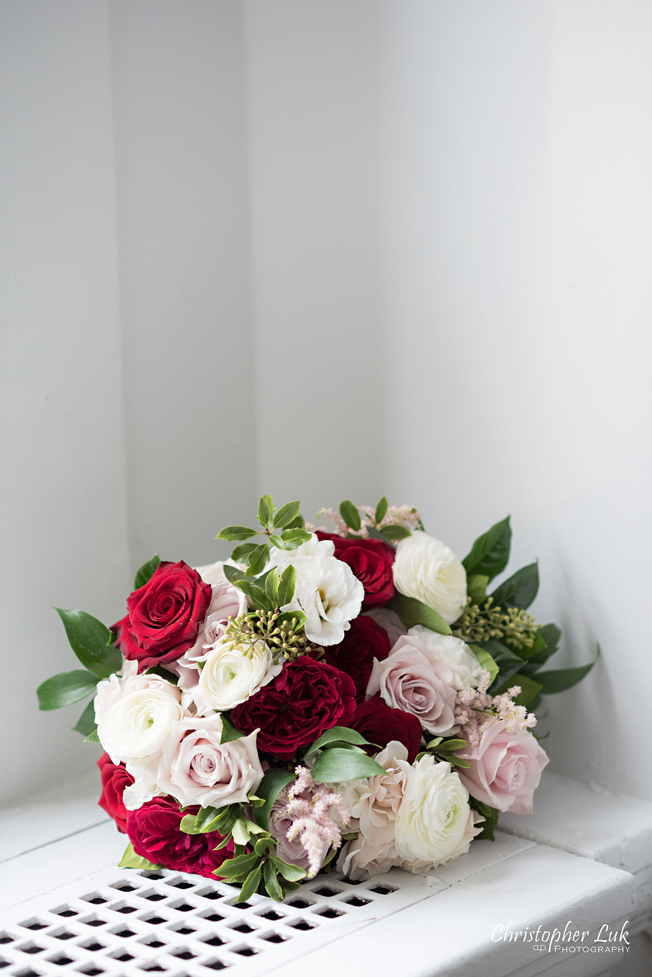 Toronto Fairmont Royal York Hotel Wedding Christopher Luk Photographer Photography Bride Getting Ready Details The Social Rose Floral Flower Florist Bouquet Roses Ranunculus Buttercup