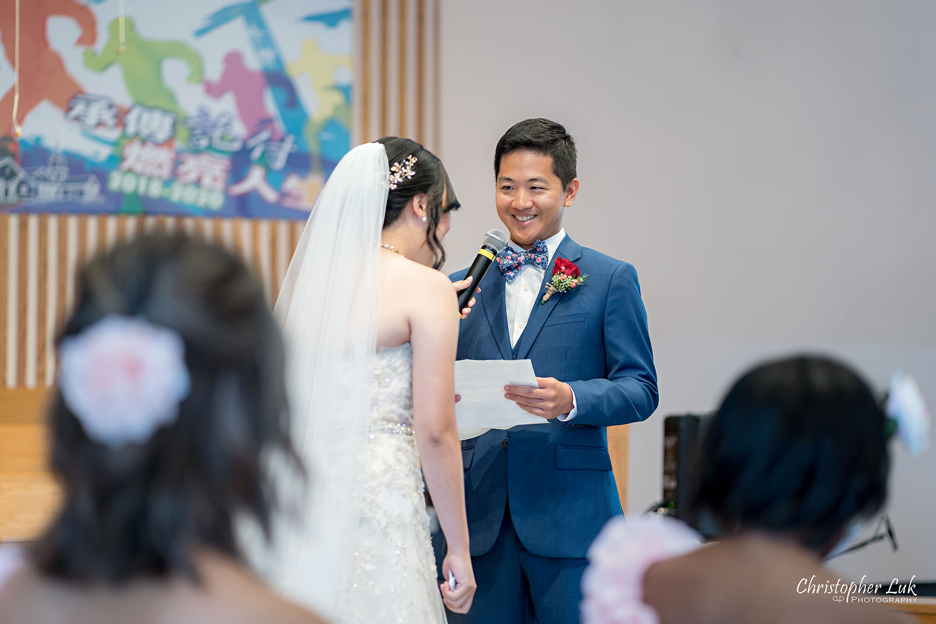 Christopher Luk Toronto Wedding Photographer Bridle Trail Baptist Church Unionville Main Street Crystal Fountain Event Venue Ceremony Location Interior Bride Groom Sanctuary Natural Photojournalistic Candid Vows Smile Laugh Reaction