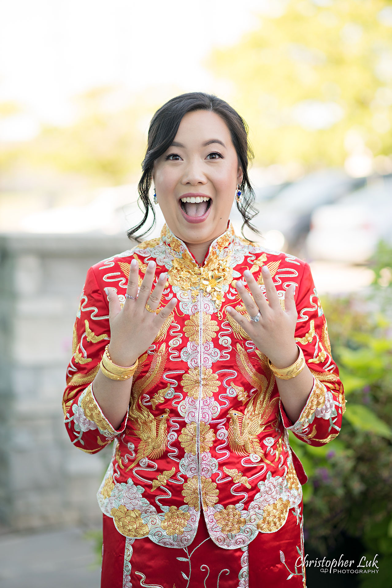 Christopher Luk Toronto Wedding Photographer Bridle Trail Baptist Church Unionville Main Street Crystal Fountain Event Venue Bride Groom Natural Photojournalistic Candid Chinese Tea Ceremony Cheongsam Qipao Kua Qua Gold Jewelry Jewellery Necklace Bracelet Rings Funny Face Smile