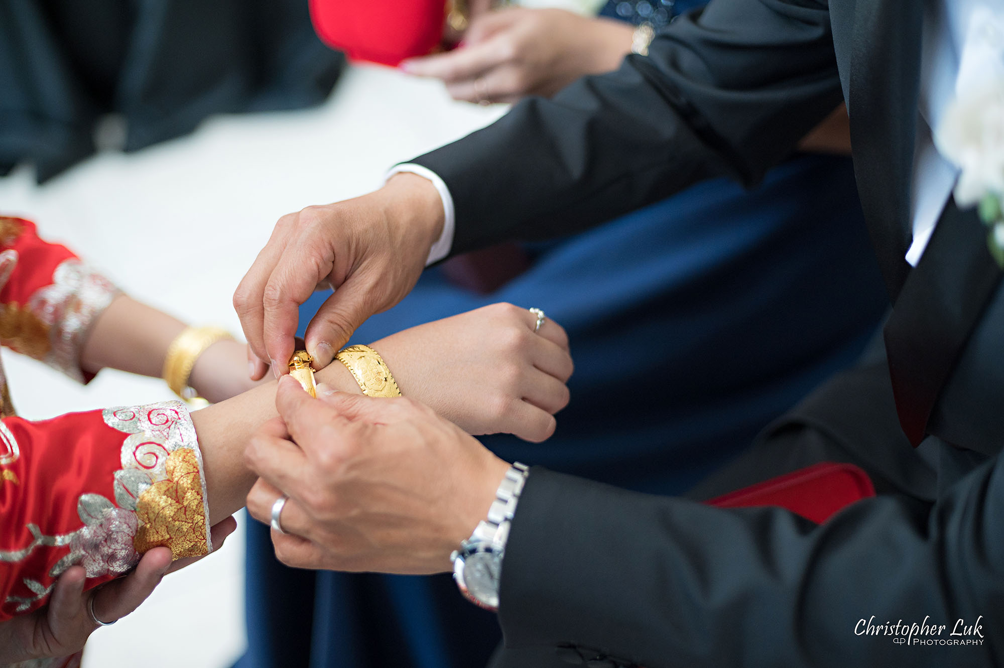 Christopher Luk Photography Toronto Wedding Photographer Chinese Tea Ceremony Bride Groom Mother Father Candid Natural Photojournalistic Happy Smile Laughing Ring Gold  Bracelet Necklace Jewelry Jewellery 