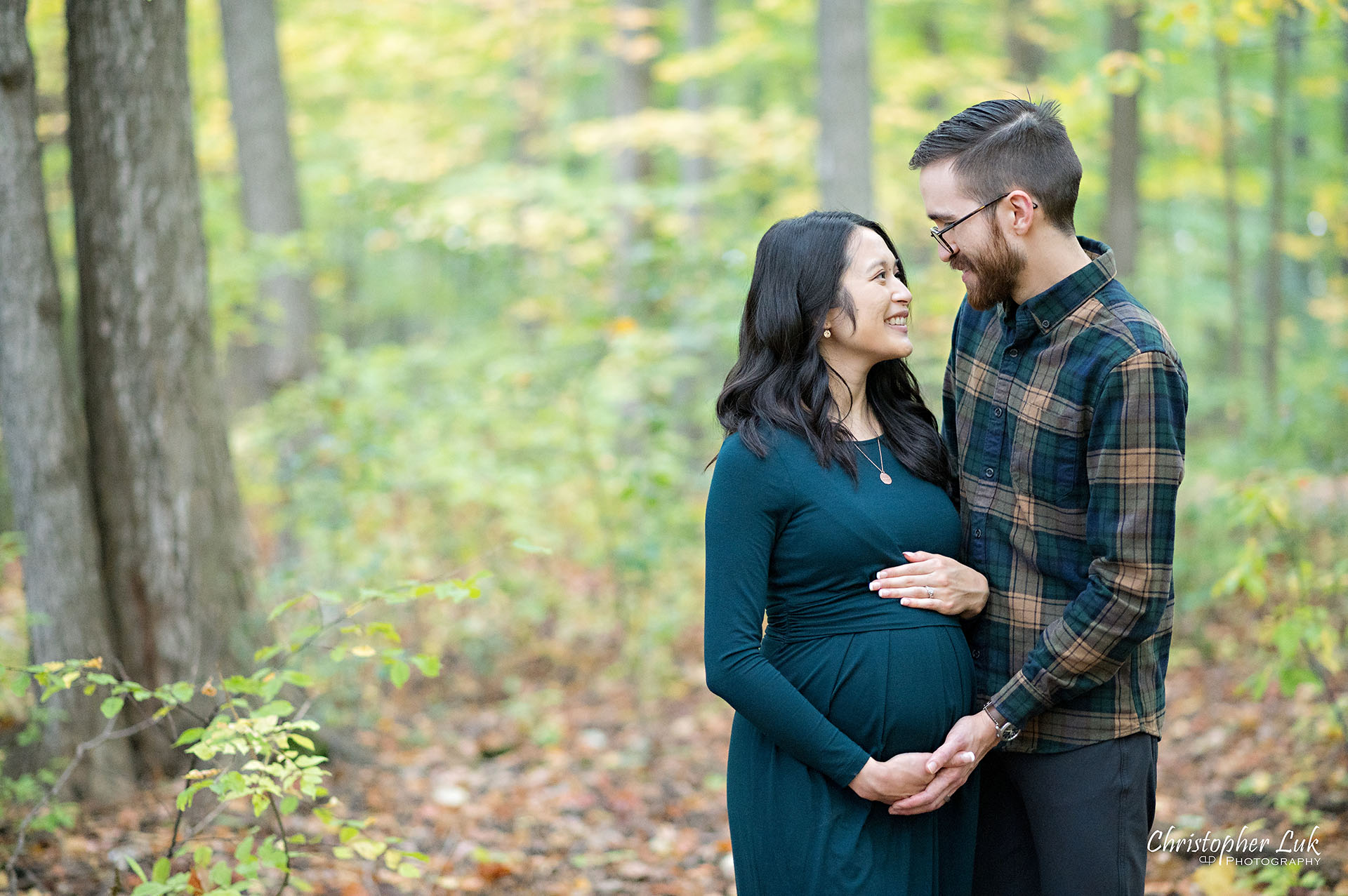 Markham Pregnancy Photos Pictures Toronto Maternity Photographer Mother Father Motherhood Fatherhood Baby Bump Candid Natural Photojournalistic Forest Trail Fall Autumn Leaves Landscape