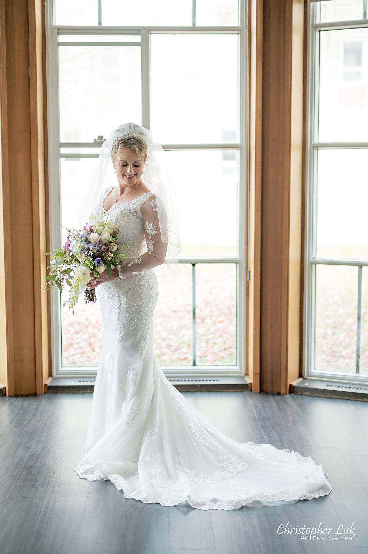Christopher Luk Toronto Wedding Photographer Natural Candid Photojournalistic Tyndale Chapel Bride Bridalane White Bridal Gown Dress Portrait Floral Bouquet Veil 