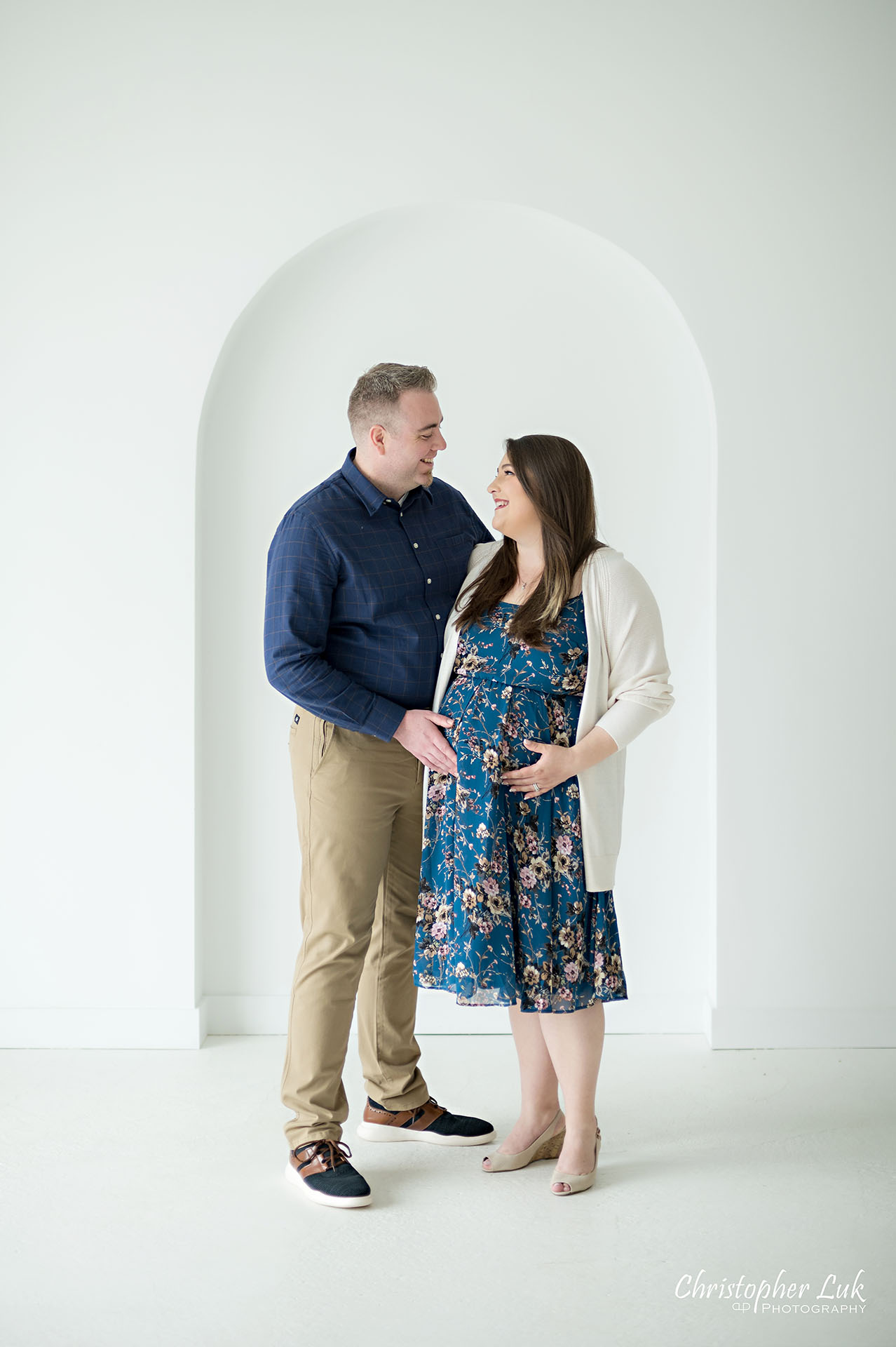 Christopher Luk Markham Pregnancy Photographer Maternity Sunday Photography Studio Candid Natural Organic Photojournalistic Mommy Daddy Mom Dad Baby Bump Portrait Look