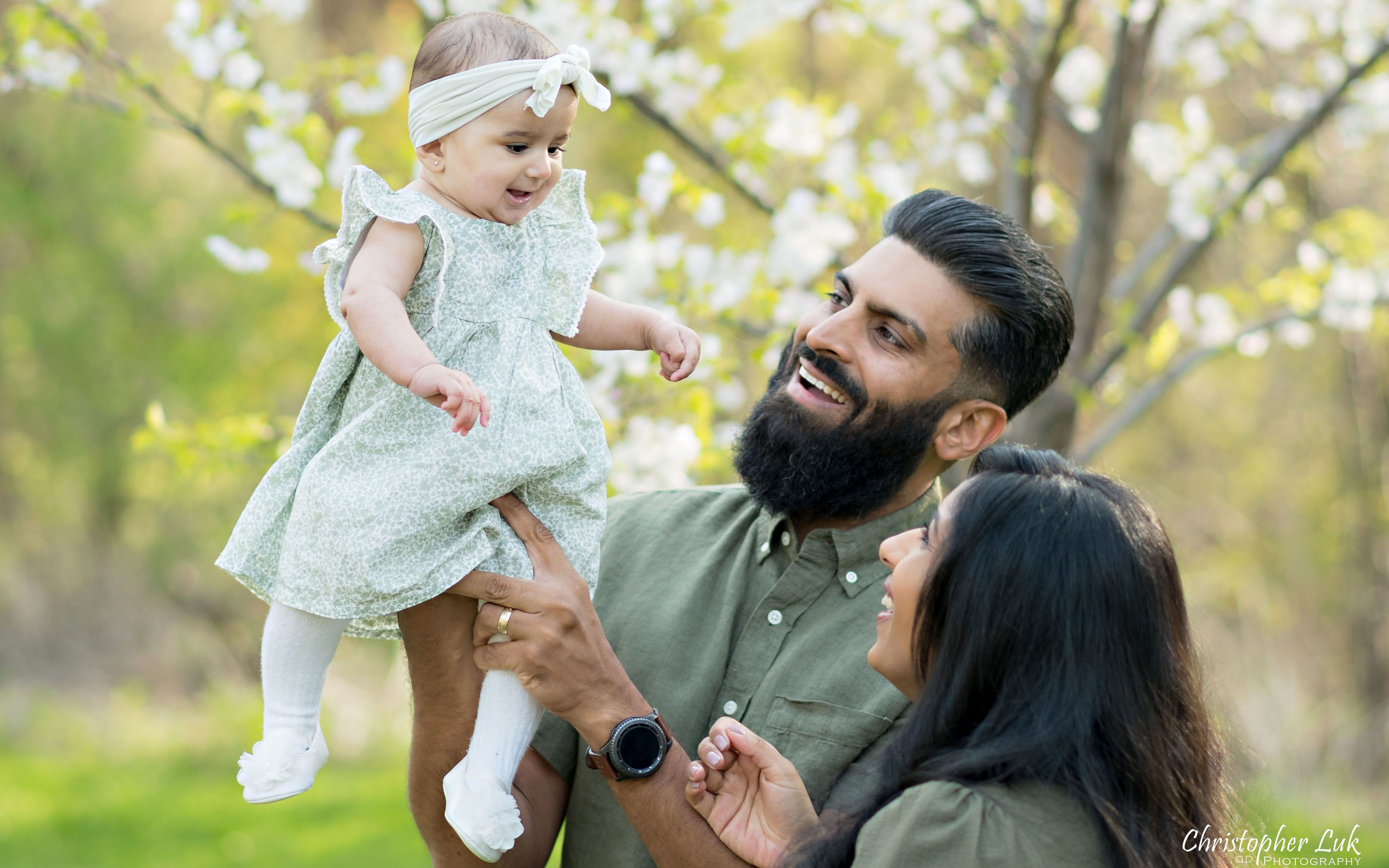 Christopher Luk Toronto Family Photographer Cherry Blossoms Mom Mommy Dad Daddy Motherhood Fatherhood Baby Portrait Candid Natural Photojournalistic Organic Cute Laugh Header