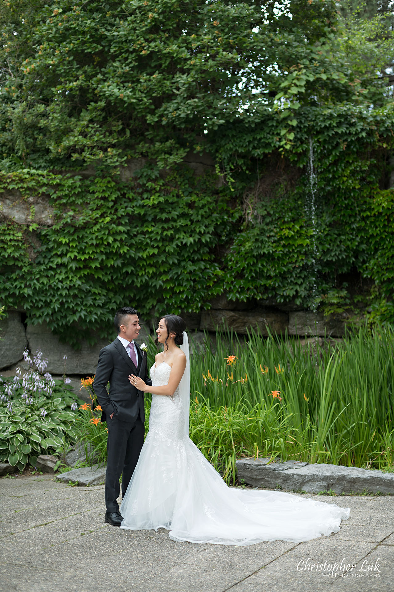 Toronto Wedding Photography Candid Natural Photojournalistic Organic Bride Groom Waterfall Portrait
