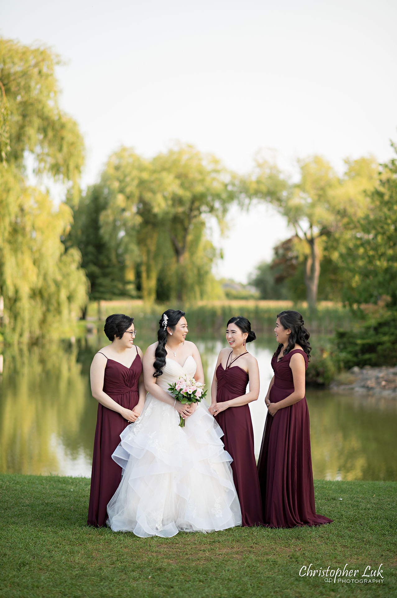 Willow Springs Winery Bride Bridesmaids Portrait Candid Natural Photojournalistic Organic  