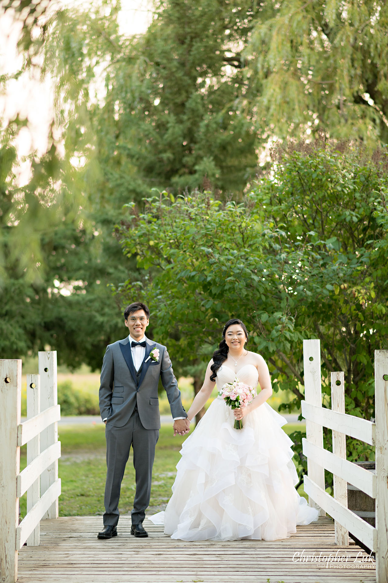Willow Springs Winery Bride Groom Portrait Candid Natural Photojournalistic Bridge Smile  