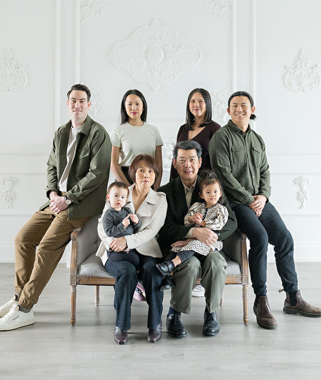 Grandparents Children Grandchildren Extended Family Photo Everyone Altogether Photography Studio Smile Seated Casual