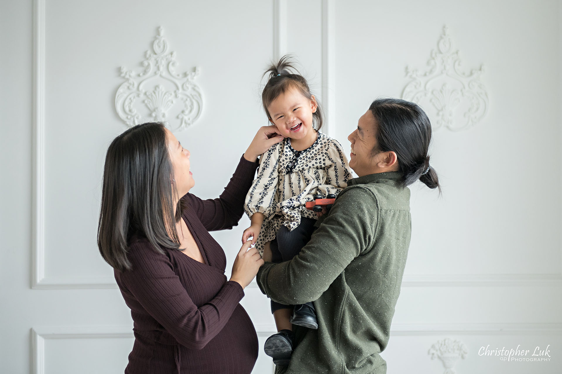 Parents Child Daughter Mom Dad Family Photo Photography Studio Smile Standing Candid Natural Photojournalistic Organic Smile Interaction Play Tickle Laugh