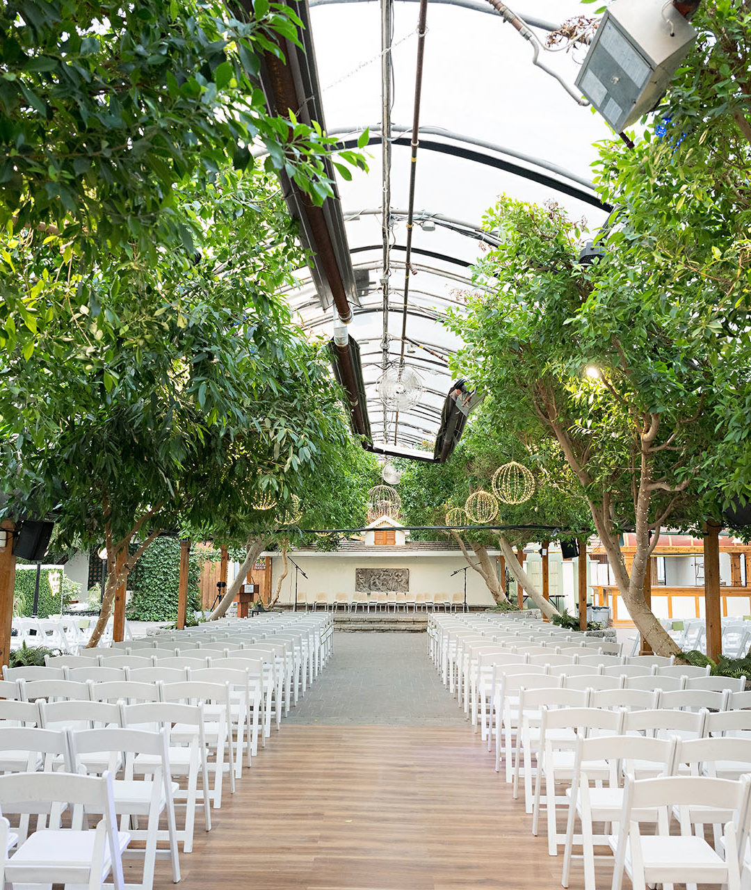 Madison Greenhouse – Toronto Wedding and Event Photographer
