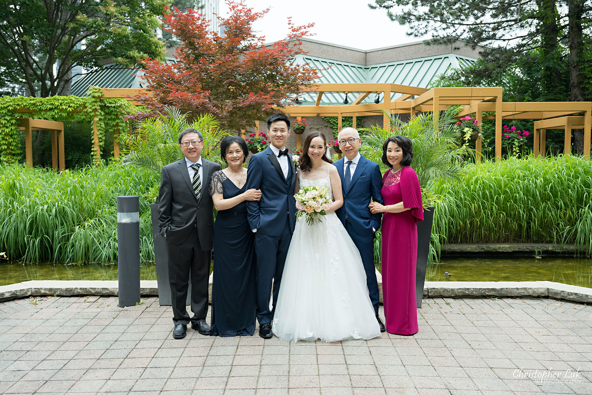 Bride Groom Zen Garden Formal Family Pictures Photos Portraits 