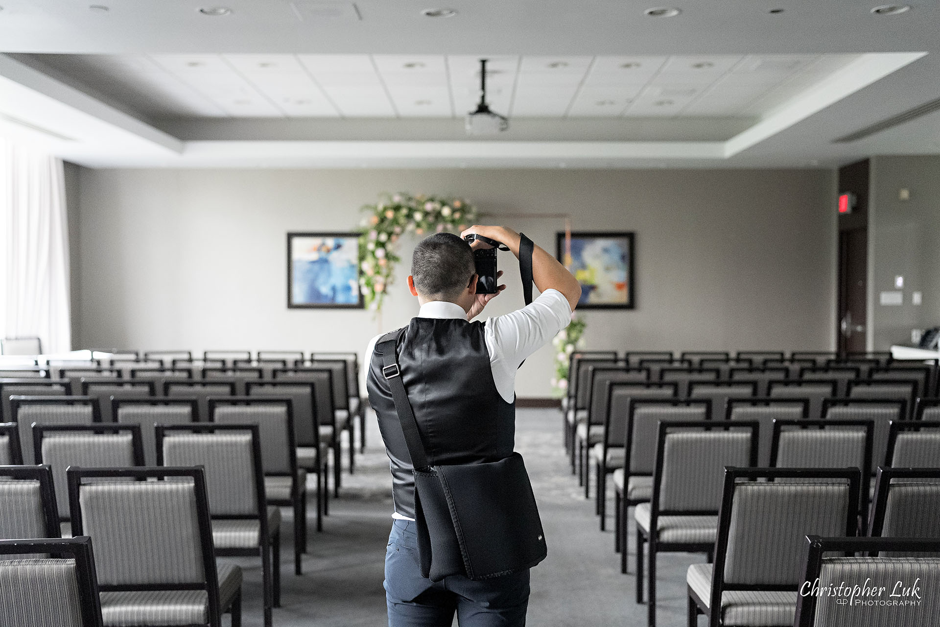 Christopher Luk Toronto Wedding Photographer Behind the Scenes Ceremony Details 