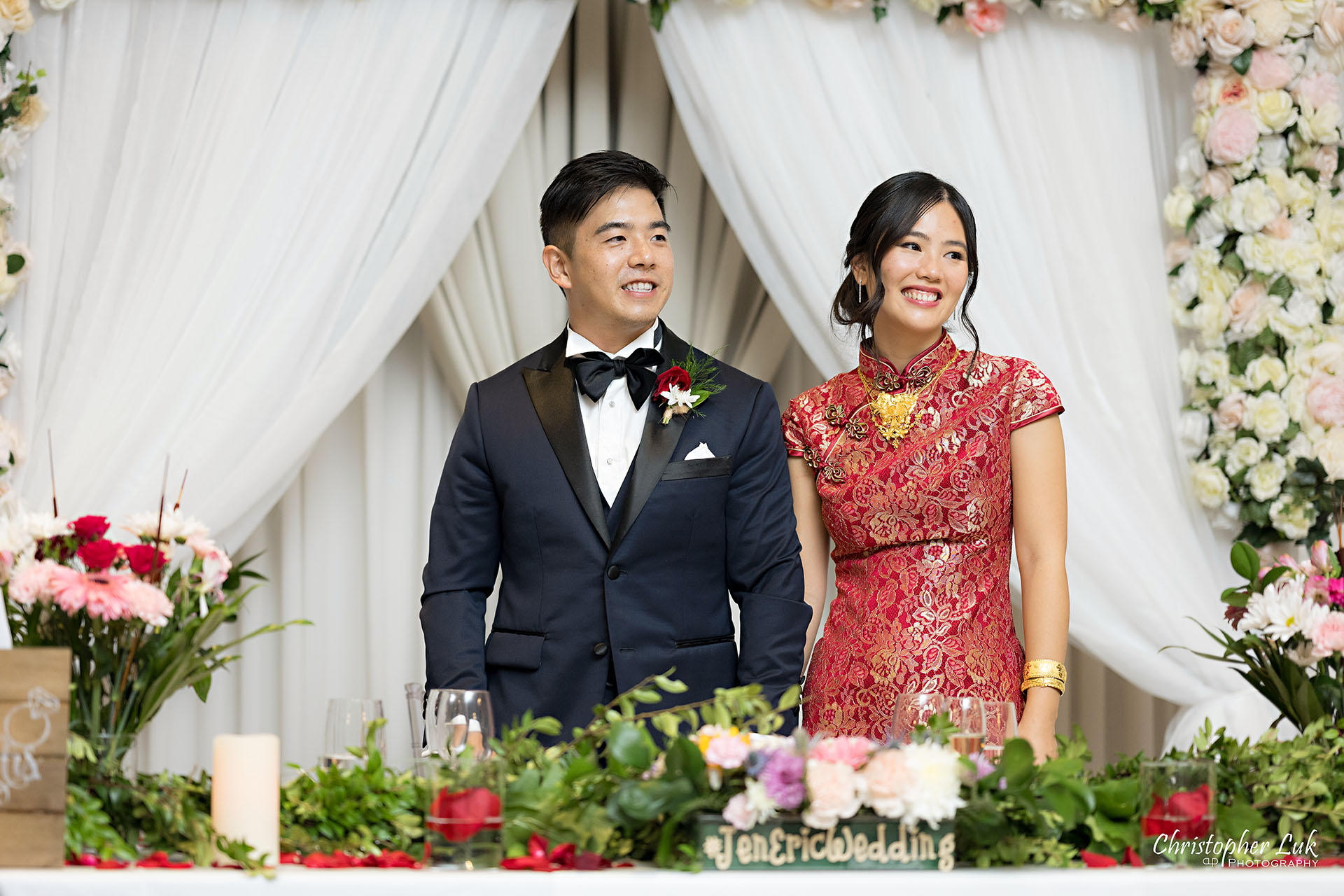 Crystal Fountain Event Venue Markham Wedding Dinner Reception Bride Groom Candid Natural Organic Photojournalistic Speeches Reaction Laughing Happy Smiling Chinese Red Dress Qipao Cheongsam Gold Necklace Jewelry Jewellery 