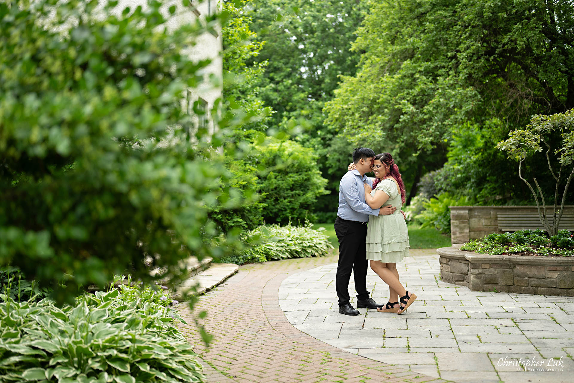 Adamson Estate Landscaped Garden Terrace Bride Groom Intimate Kiss Candid Organic Natural Photojournalistic Landscape