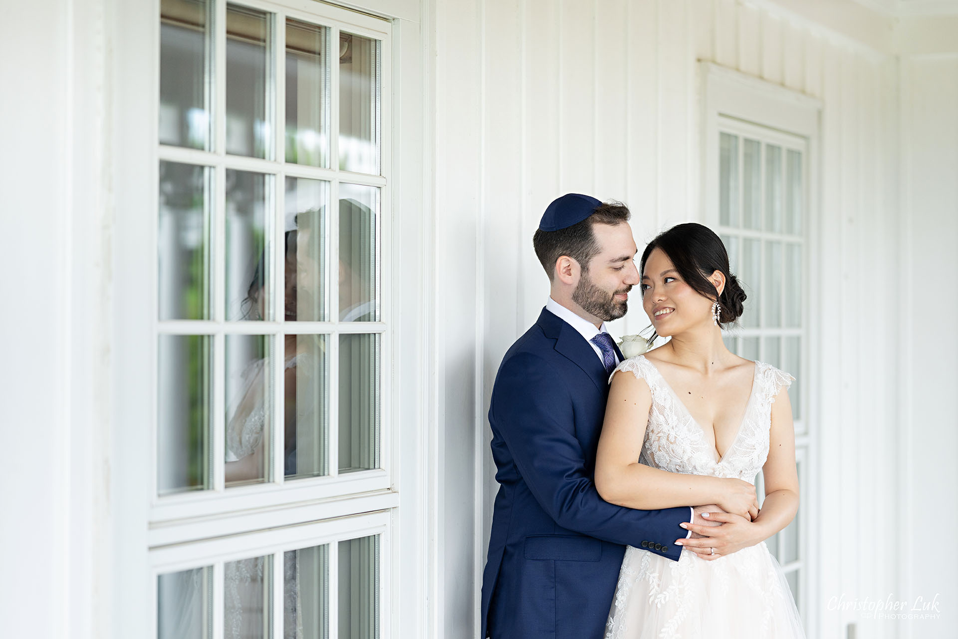 Angus Glen Golf Club Toronto Markham Wedding Bride Groom Smiling Candid Natural Photojournalistic Organic