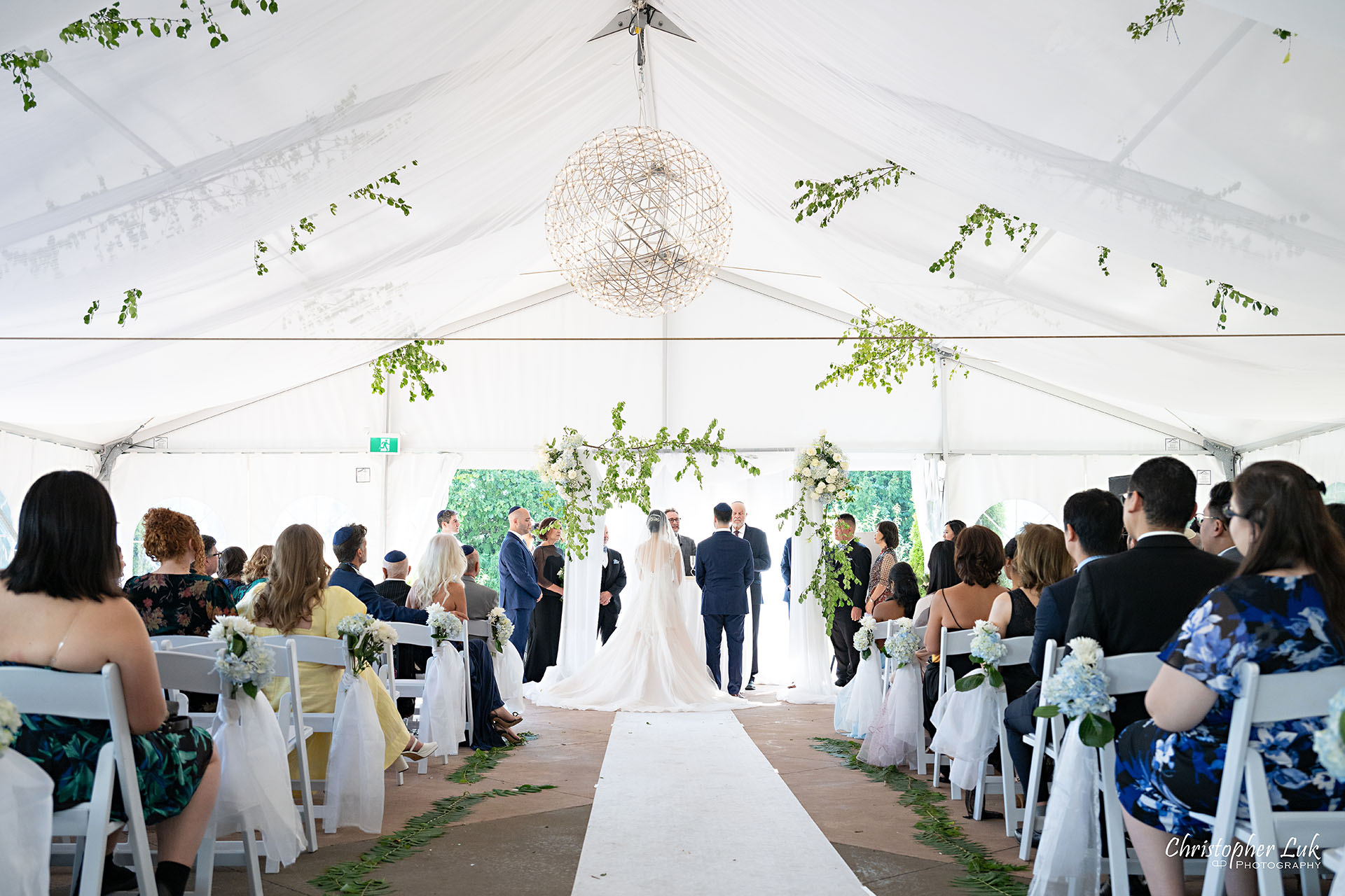 Angus Glen Golf Club Toronto Markham Wedding Event Venue Outdoor White Tent Jewish Chuppah Ceremony Bride Groom Candid Natural Photojournalistic Documentary Organic