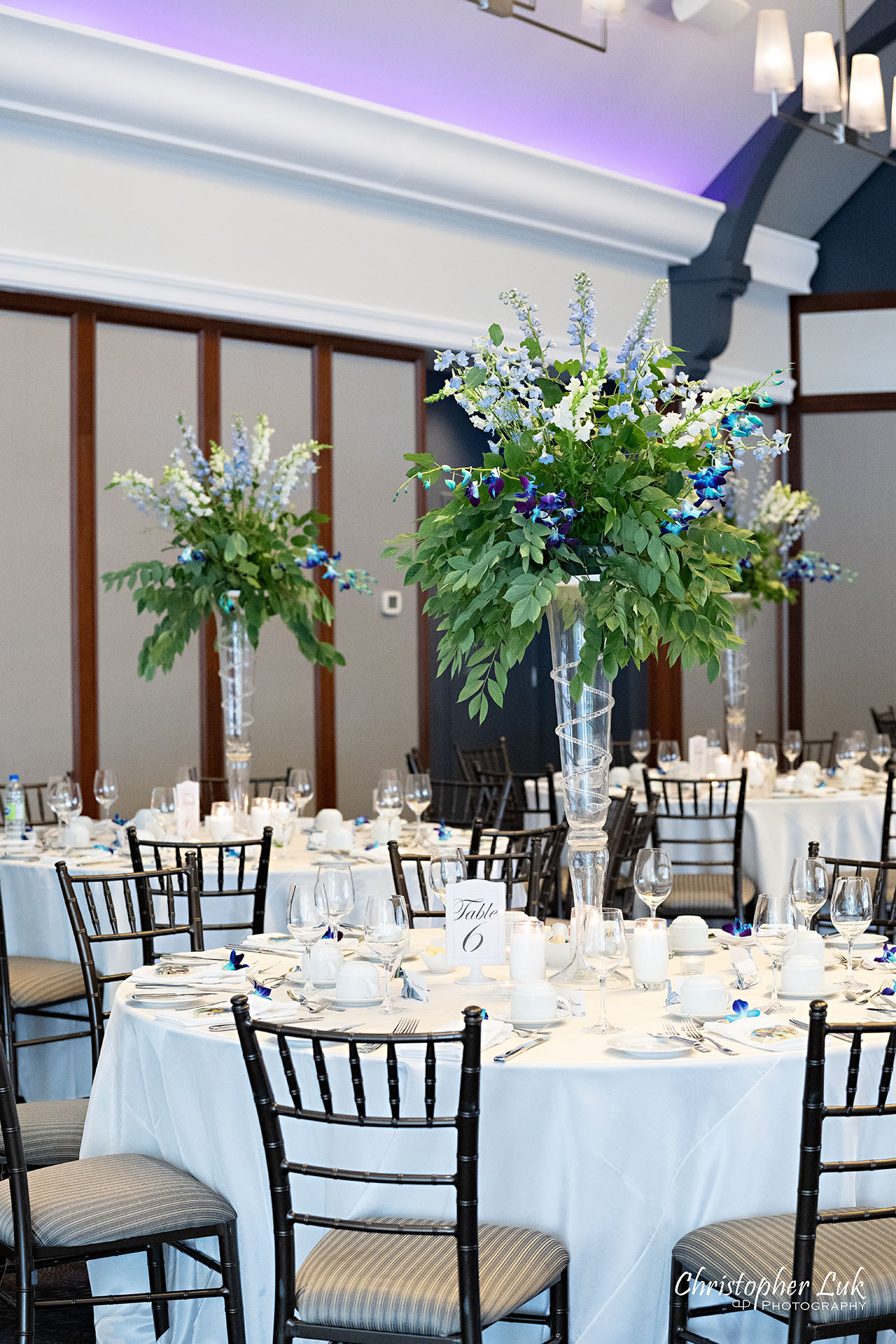 Angus Glen Golf Club Toronto Chinese Jewish Wedding Dinner Reception Floral Centrepiece Tables