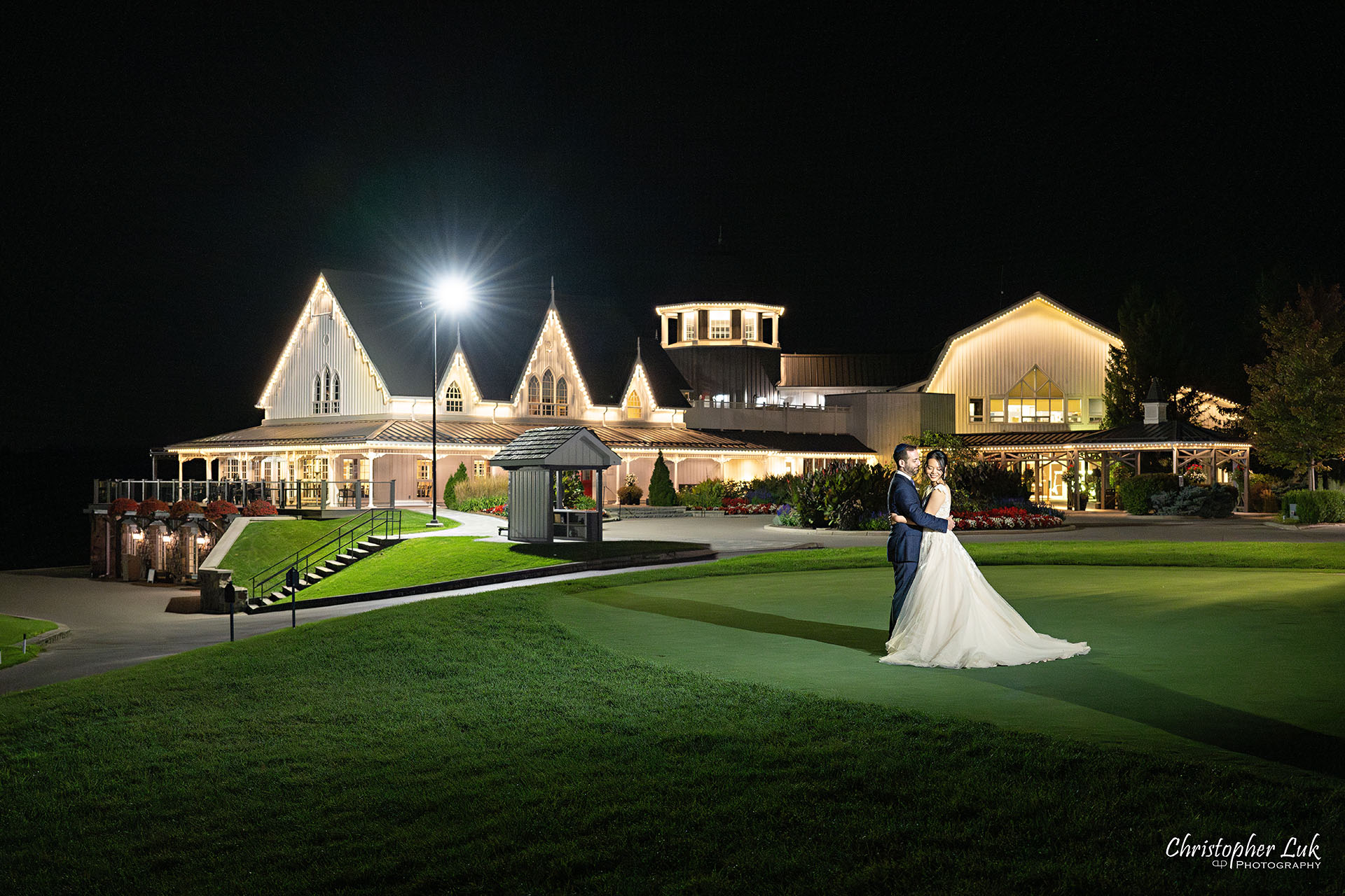 Angus Glen Golf Club Wedding Bride Groom Late Night Nighttime Twinkle Lights Photos Clubhouse Putting Green 