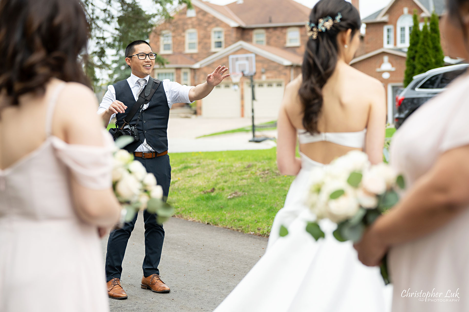Markham Unionville Toronto Wedding Photographer Behind the Scenes Giving Posing Instructions