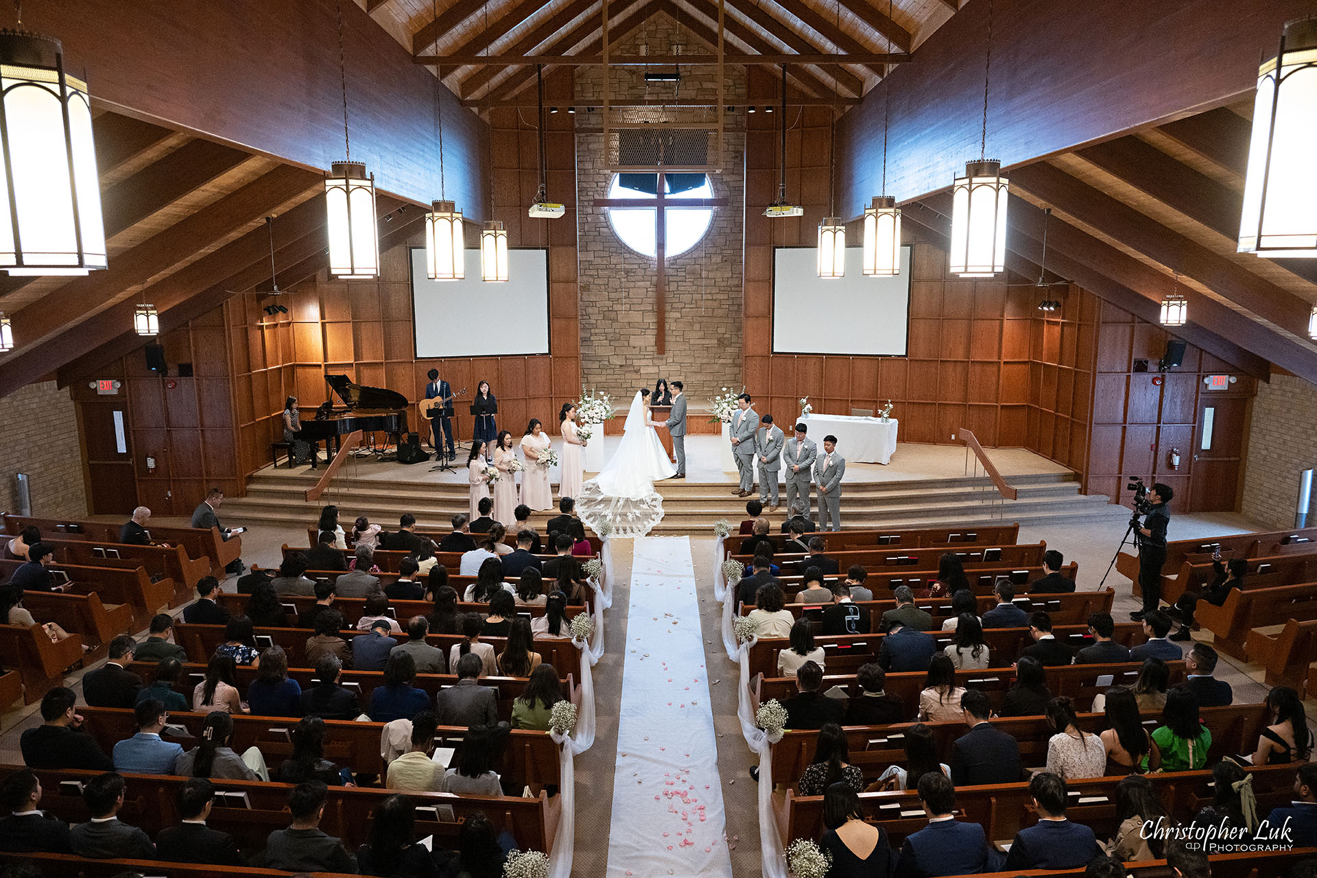 Cornerstone Chinese Alliance Church Wedding Decor Bride Groom Candid Natural Organic Photojournalistic